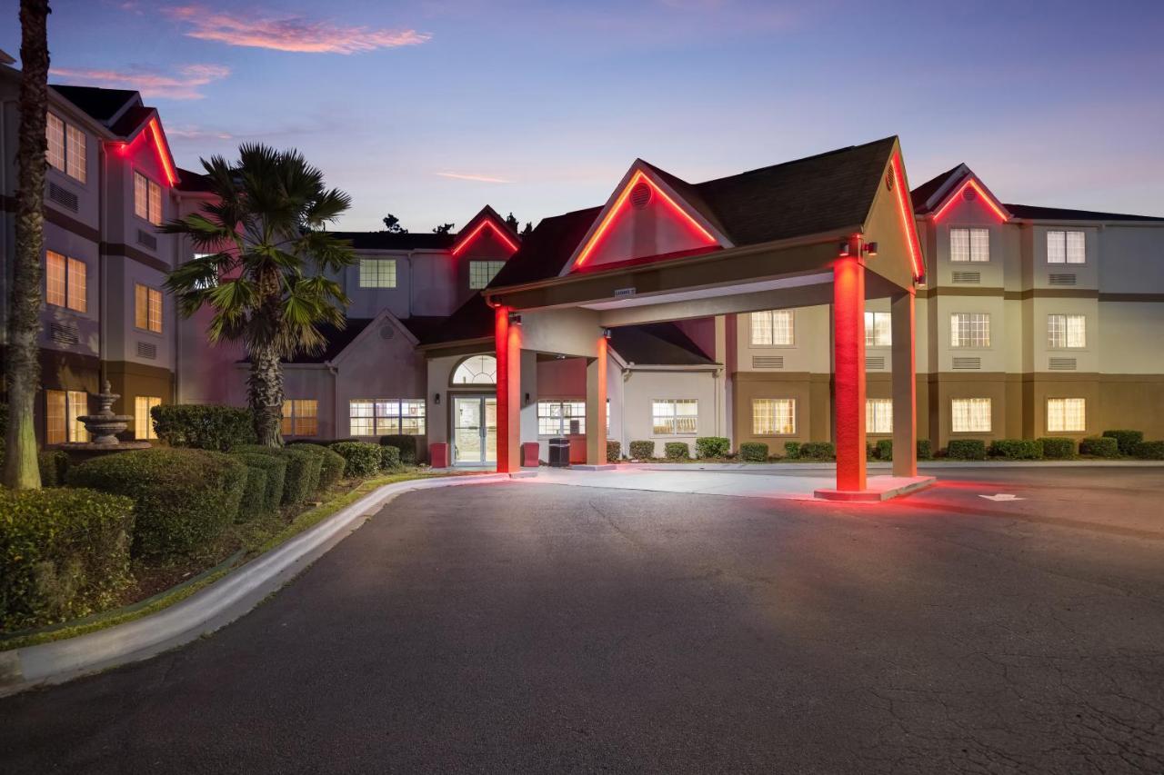 Red Roof Inn Plus+ & Suites Savannah - I-95 Georgetown Buitenkant foto